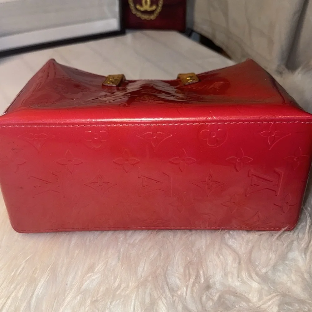 Louis Vuitton Framboise Monogram Vernis Reade PM Bag GUC - Picture 9 of 13